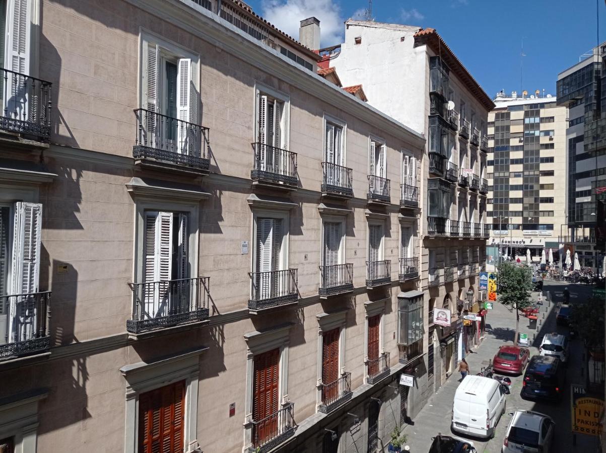 Apartamentos Preciados Madrid Exterior foto